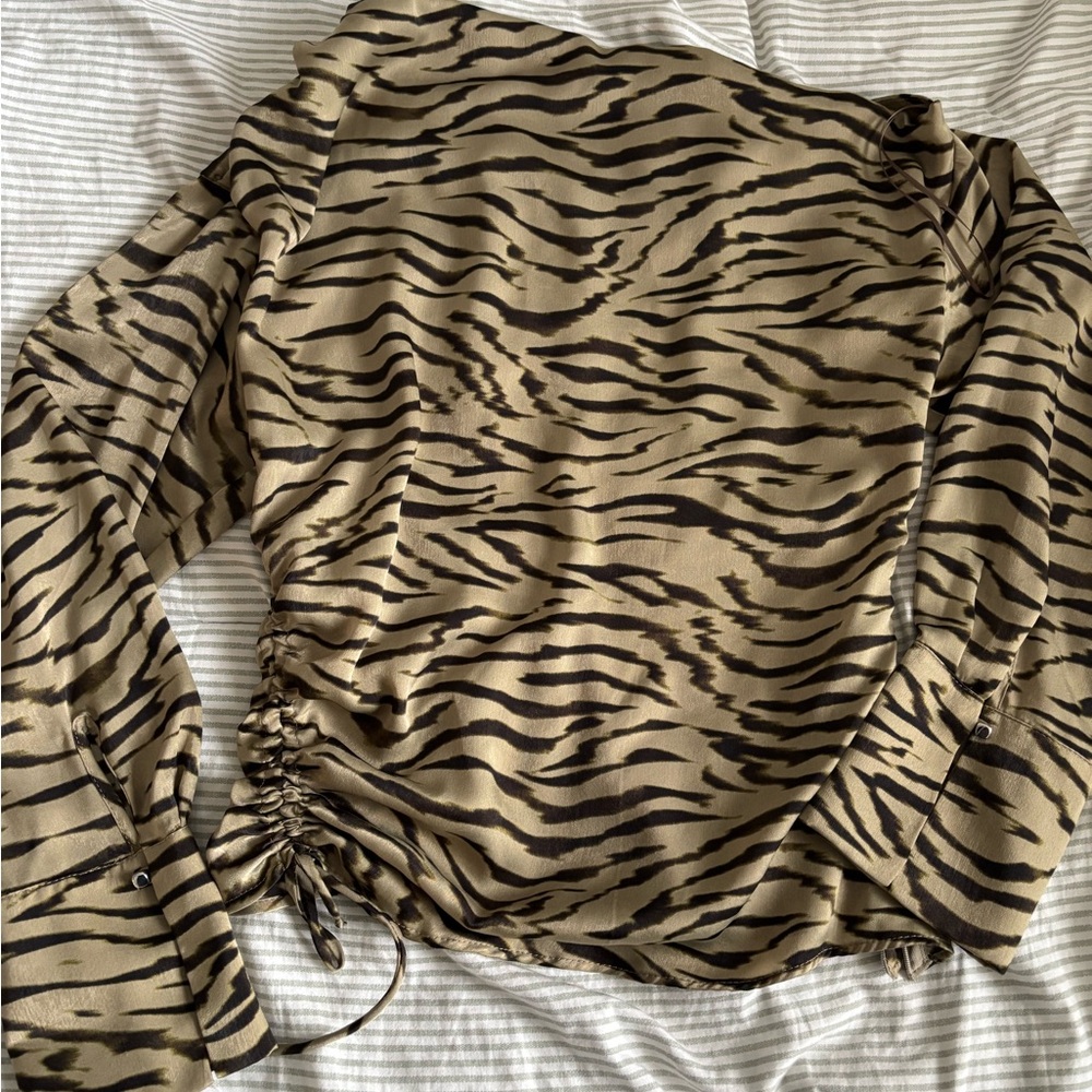 Zara Print Long Sleeve Top size large